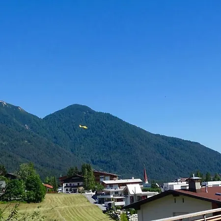 Apartament Emerald *