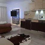 Emerald Апартаменты *